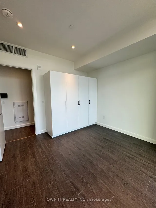 Additional image 8 of 741 King St Unit 608