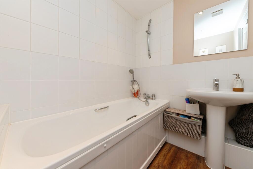 Additional image 12 of North Drive, Hatfield