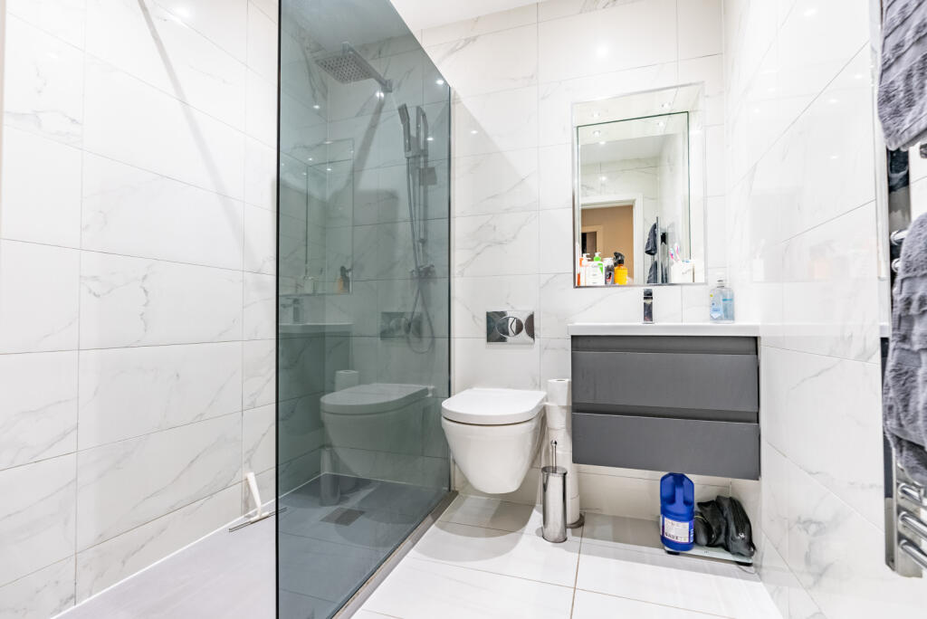 Additional image 7 of Cross Way, Harpenden, Hertfordshire, AL5