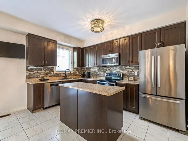 Additional image 12 of 38 Betty Nagle St