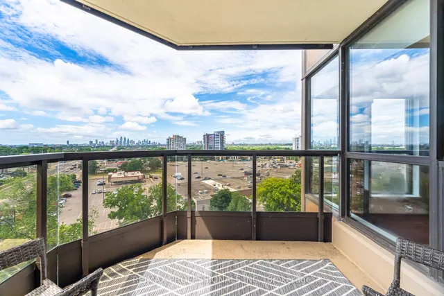 Additional image 30 of 1111 Bough Beeches Blvd Unit 1002