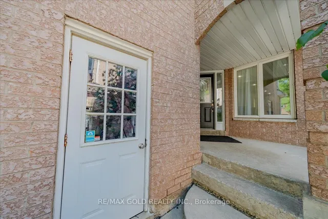 Additional image 3 of 21 Townley Cres