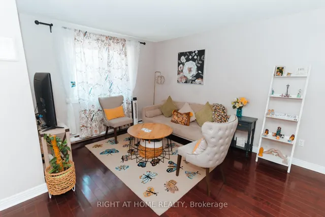 Additional image 3 of 1030 Falgarwood Dr Unit 56