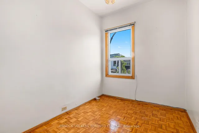 Additional image 30 of 8 Brookfield St