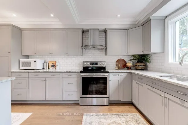 Additional image 16 of 54 Flamboro St