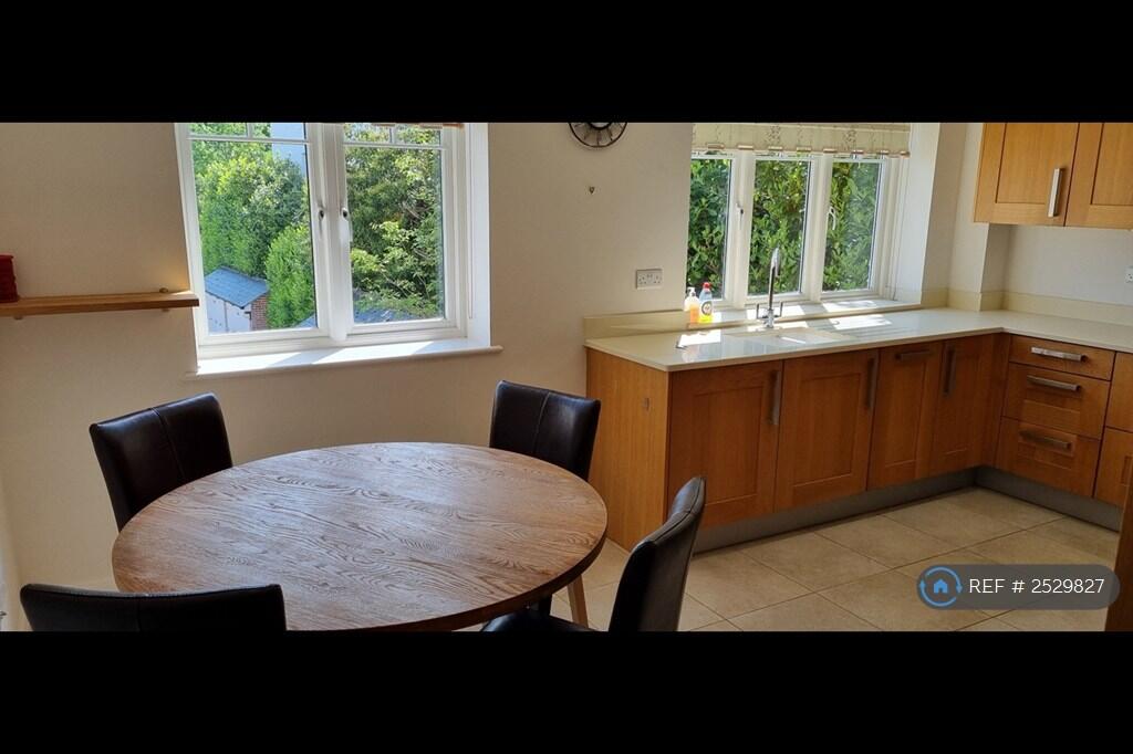 Additional image 16 of Bennets Lodge, Harpenden, AL5