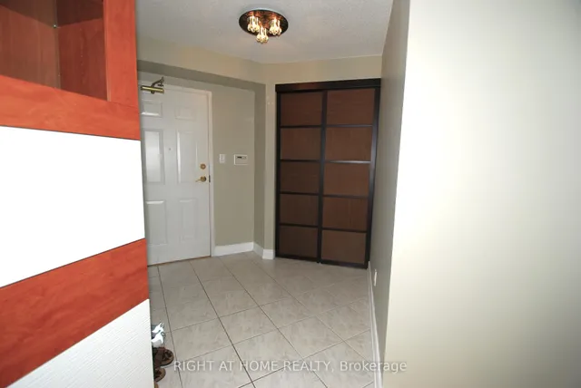 Additional image 22 of 18 Concorde Pl Unit 601