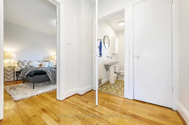 Additional image 28 of 393 Glenholme Ave