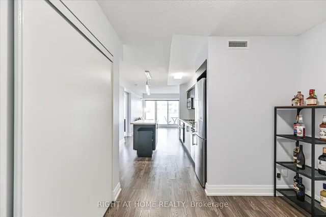 Additional image 3 of 565 Wilson Ave Unit W1001