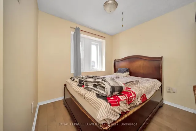 Additional image 23 of 33 Fiddleneck Cres