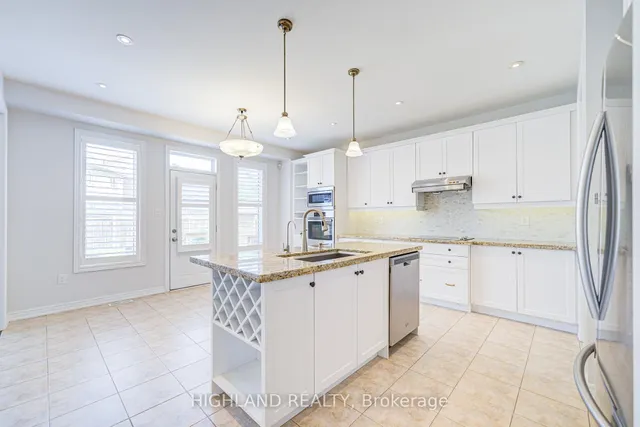 Additional image 31 of 66 GEORGE ROBINSON Dr