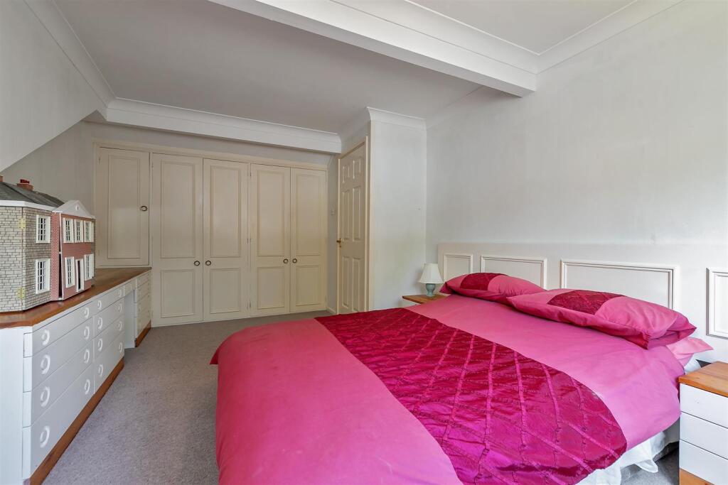 Additional image 11 of Francis Avenue, New Greens, St. Albans