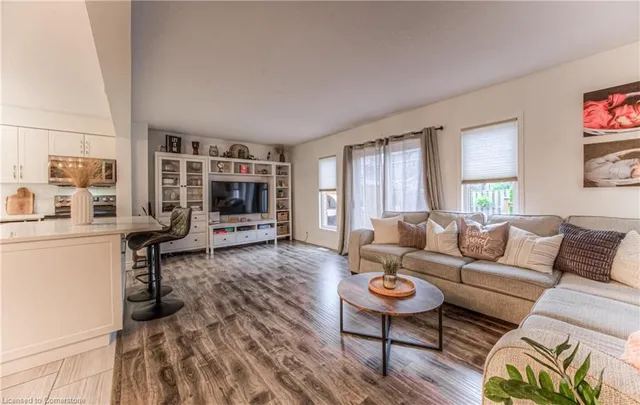 房产图片 11 - 桃花园街43号