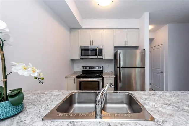 Additional image 8 of 125 Shoreview Pl Unit 208