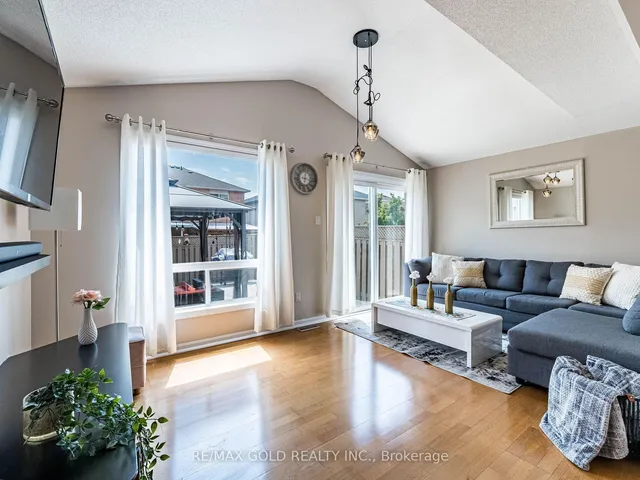 Additional image 18 of 35 Garibaldi Dr