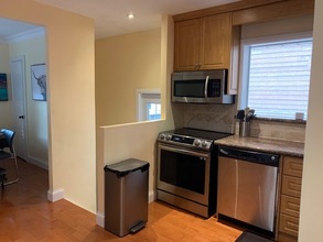 Additional image 4 of 83 Allanbrooke Dr