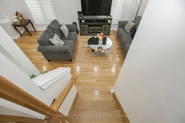 Additional image 24 of 47 Garibaldi Dr