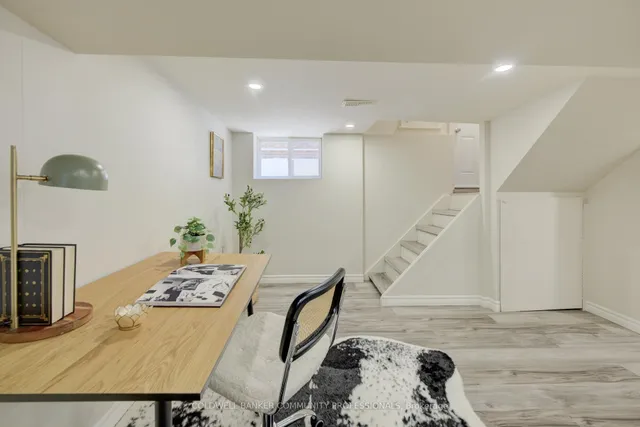 Additional image 23 of 29 Linwood Ave