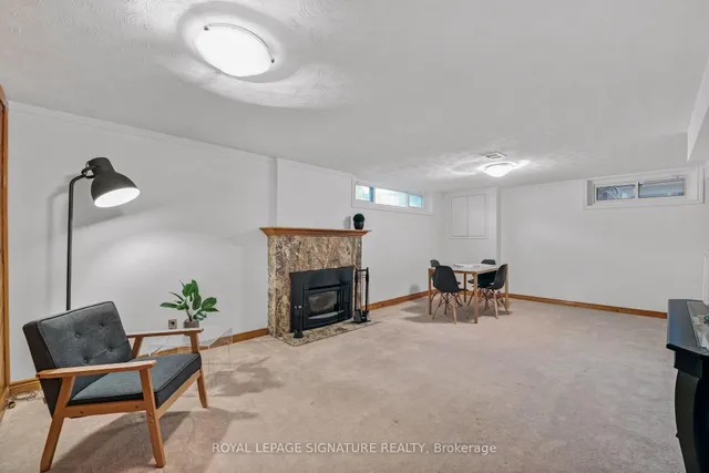 Additional image 32 of 23 Palomino Cres