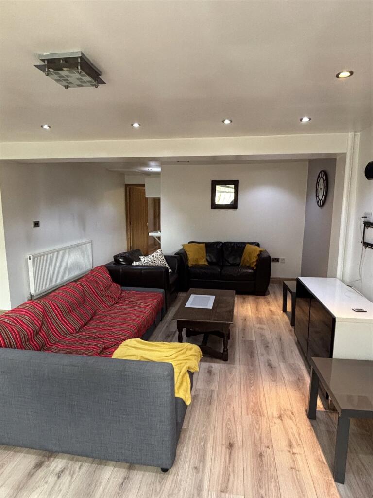 Additional image 4 of Yardley Road, Acocks Green, Birmingham, West Midlands, B27