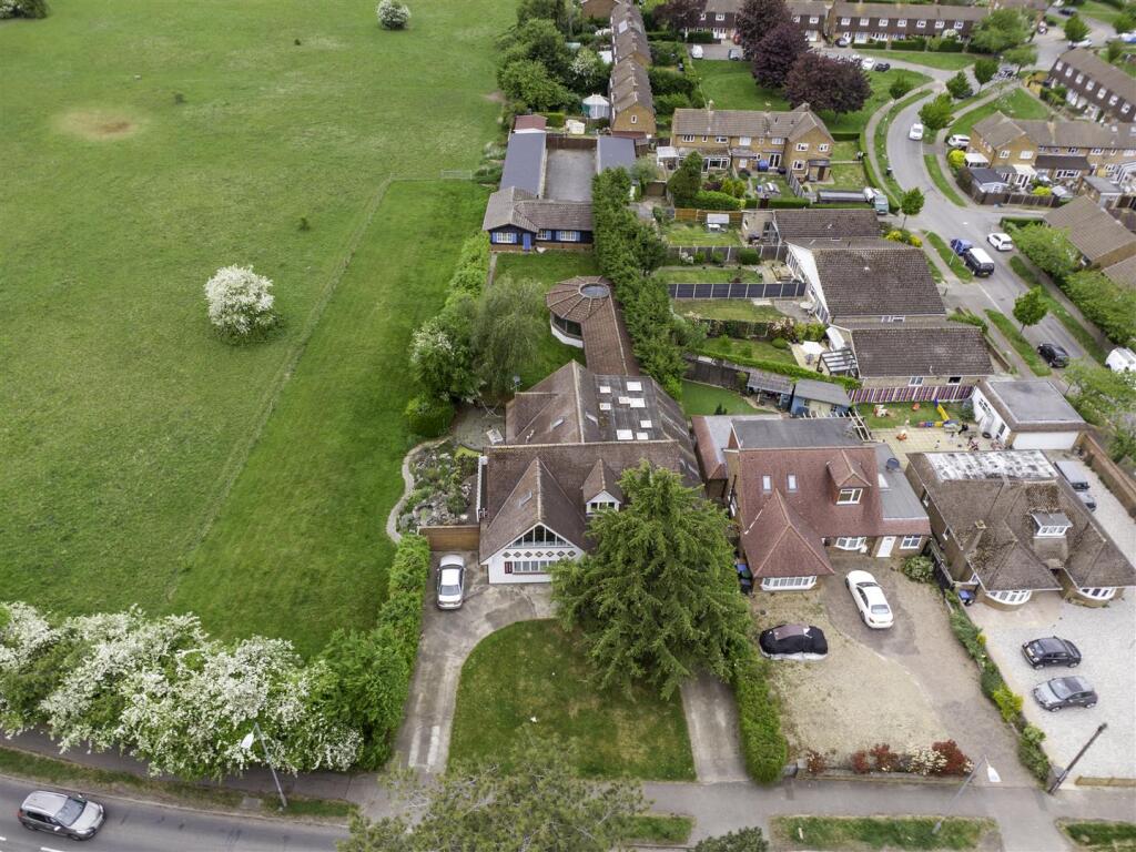 Additional image 20 of Dixons Hill Road, Welham Green