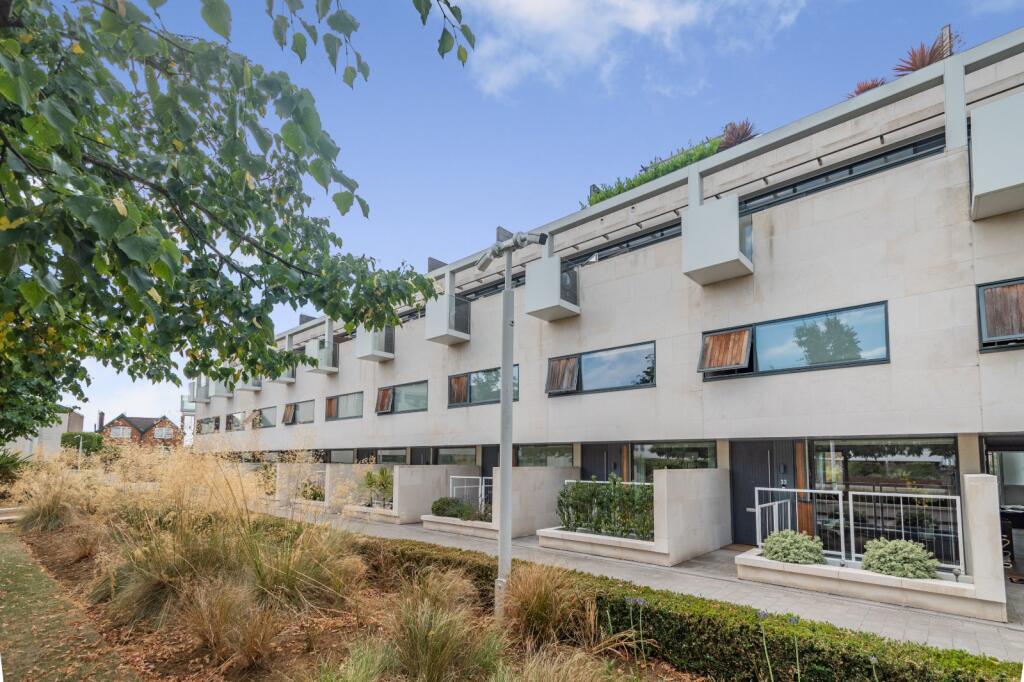 Additional image 12 of Gabriel Square, St. Albans, Hertfordshire