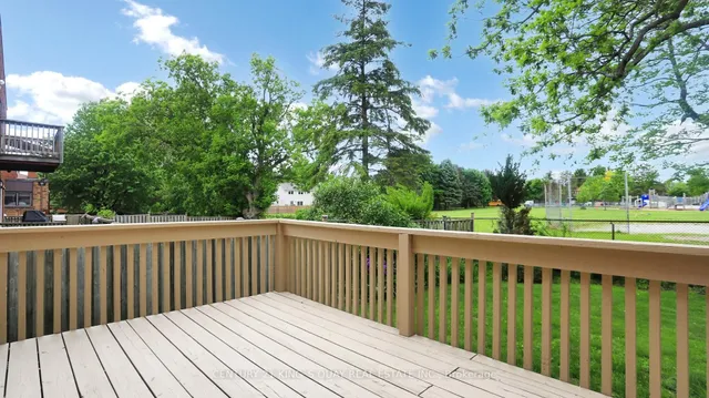 Additional image 50 of 54 Garnier Crt