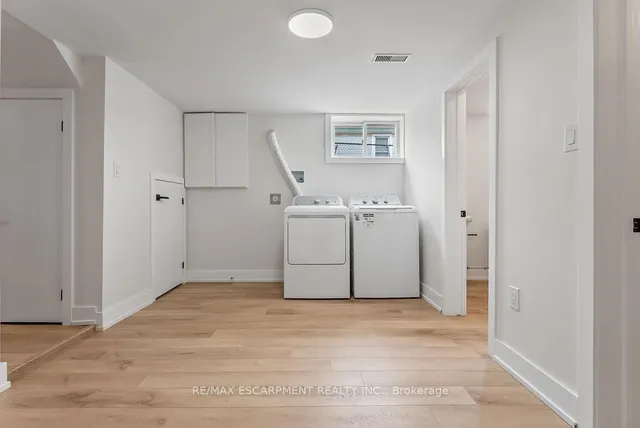 Additional image 23 of 71 Glassco Ave