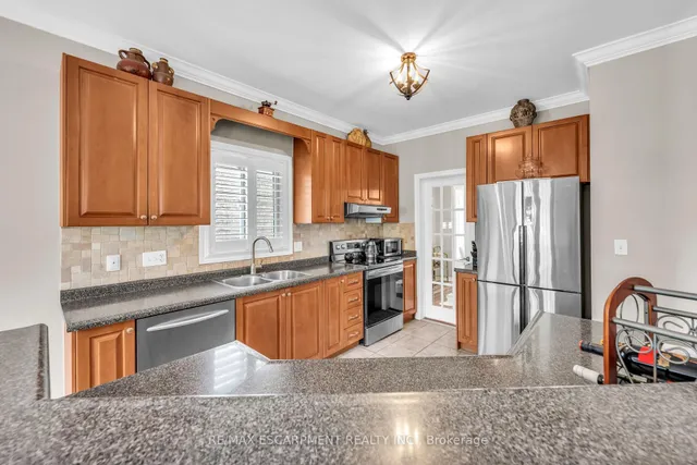 Additional image 9 of 38 Sunbeam Dr