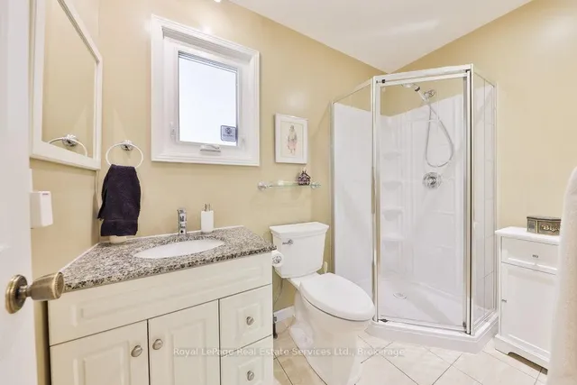 房产图片 22 - 1343 格罗斯文诺街