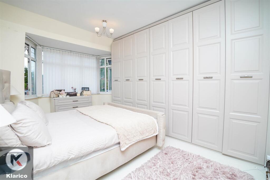 Additional image 18 of Yardley Wood Road, Moseley