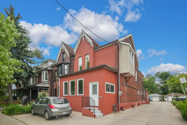 130 Lansdowne Ave