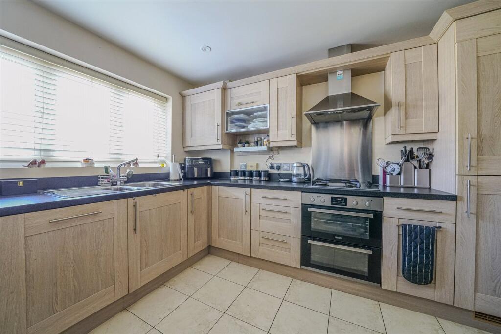 Additional image 4 of Waveney Road, Harpenden, AL5