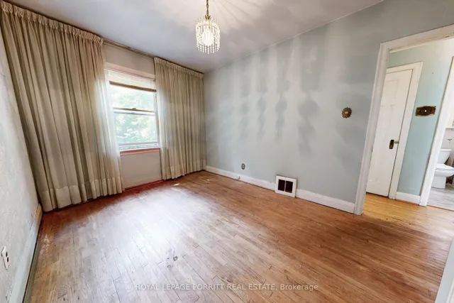 Additional image 13 of 27 Struthers St