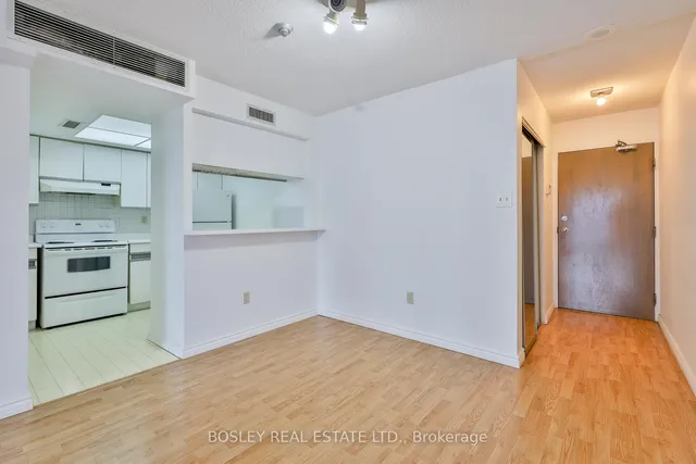 Additional image 3 of 1001 Bay St Unit 2108