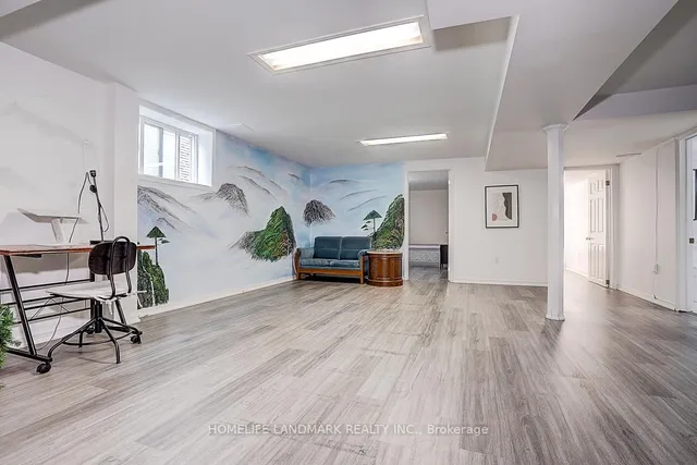 Additional image 35 of 89 Whitehorn Cres