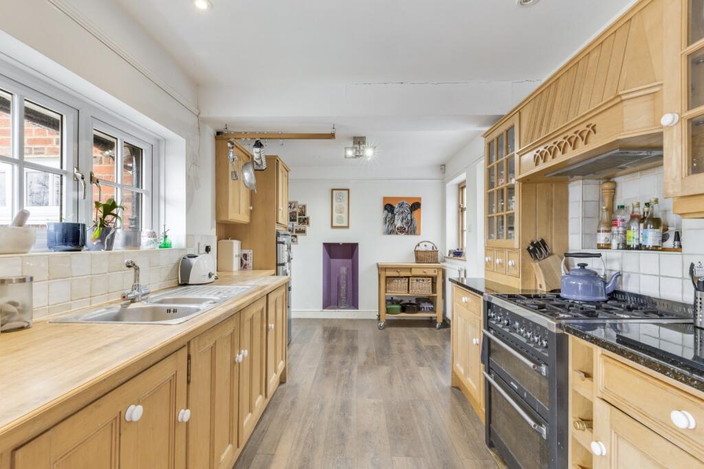 Additional image 8 of Barleycroft Green, Welwyn Garden City, AL8