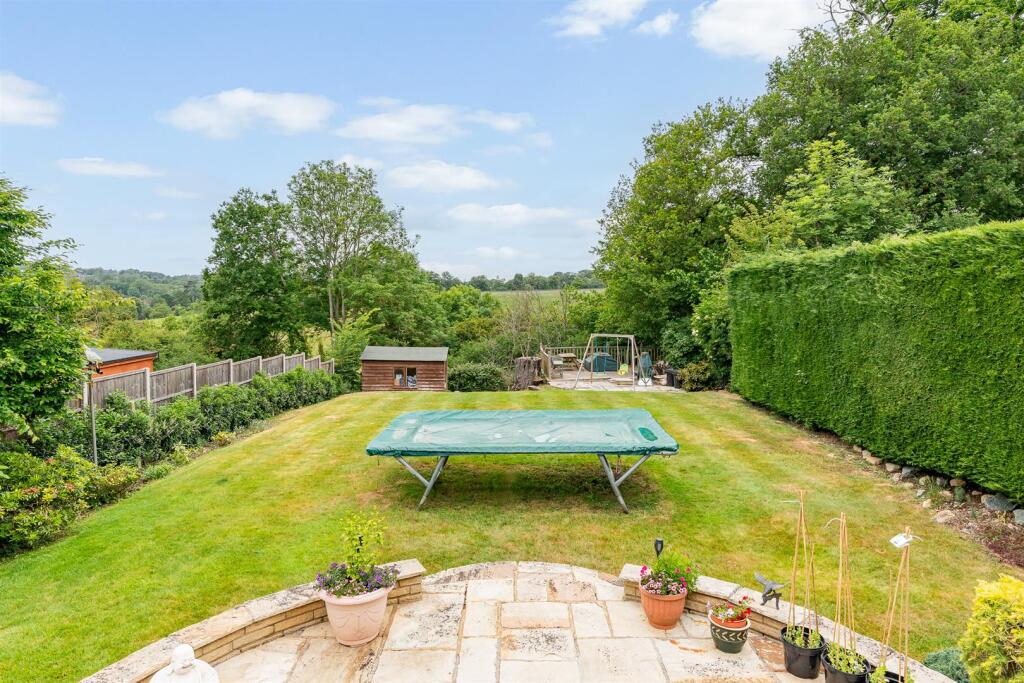 Additional image 33 of Warren Way, Welwyn