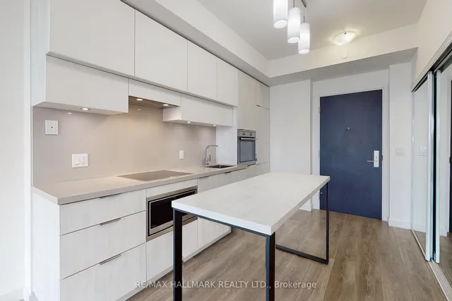 8 Eglinton Ave Unit 4203