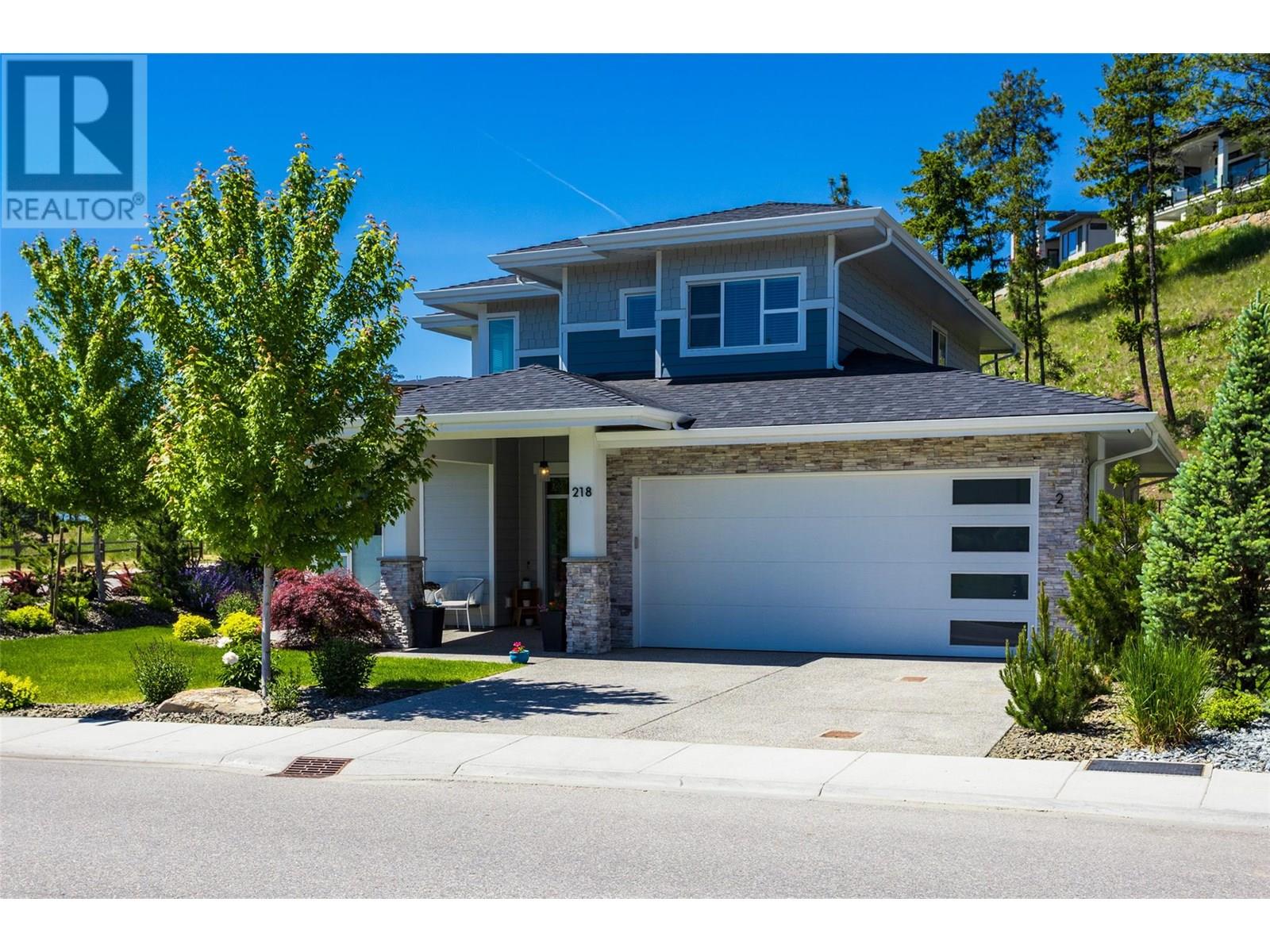 218 Echo Ridge Drive|Kelowna, British Columbia V1V0C9