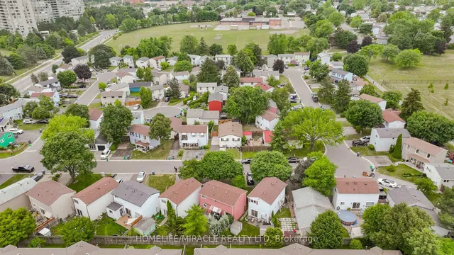 Additional image 37 of 10 Huntingwood Cres