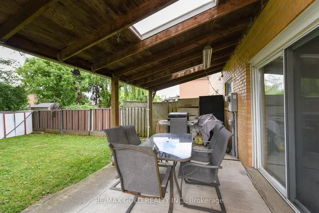 Additional image 38 of 3507 Laddie Cres