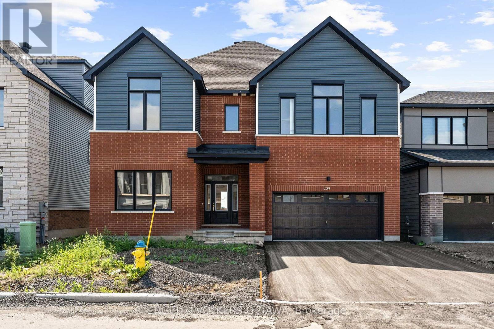 539 ELATION HEIGHTS|Ottawa, Ontario K2J4J4