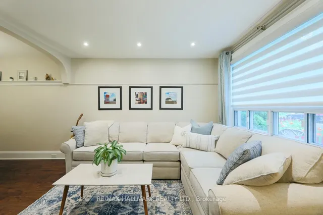 Additional image 3 of 321 Victoria Park Ave