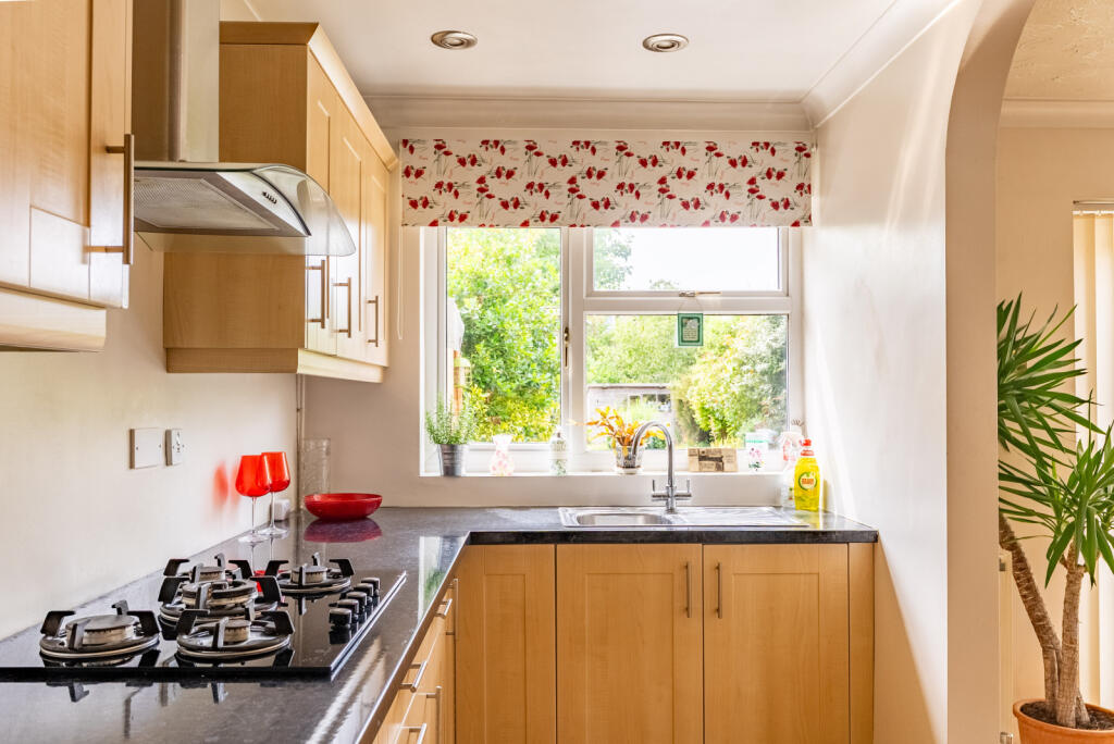 Additional image 8 of Oakwood Drive, St. Albans, Hertfordshire, AL4