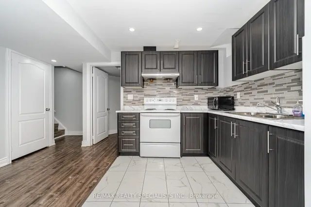 Additional image 30 of 33 Asterwind Cres