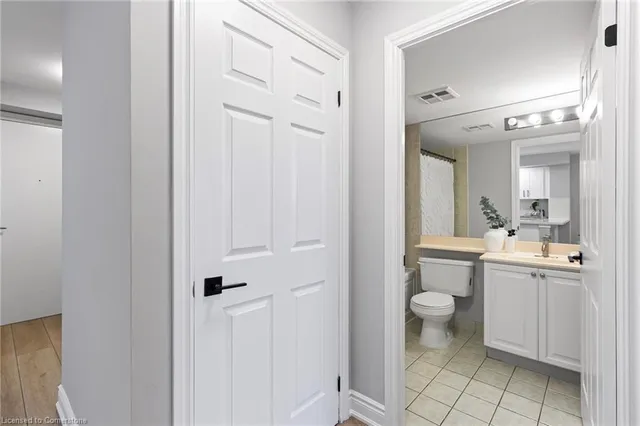 Additional image 18 of 5233 Dundas St Unit 227