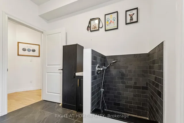 Additional image 16 of 46 Durham Rd