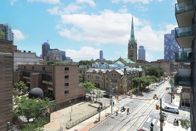 Additional image 34 of 33 Lombard St Unit 2406