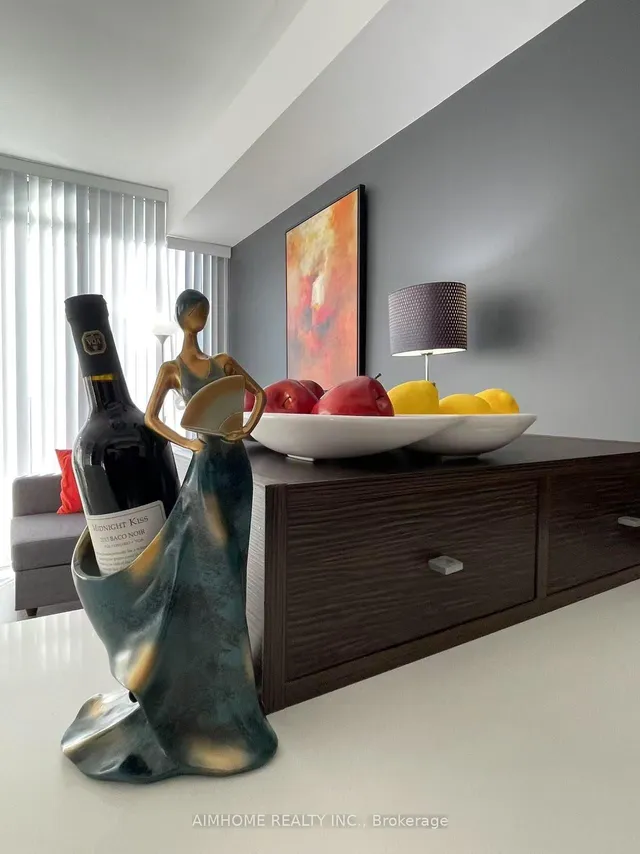 Additional image 21 of 75 St Nicholas St Unit #1606